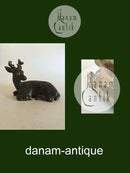 Johannes Hansen Stentøjs Figur af Liggende Hjort med Gevir