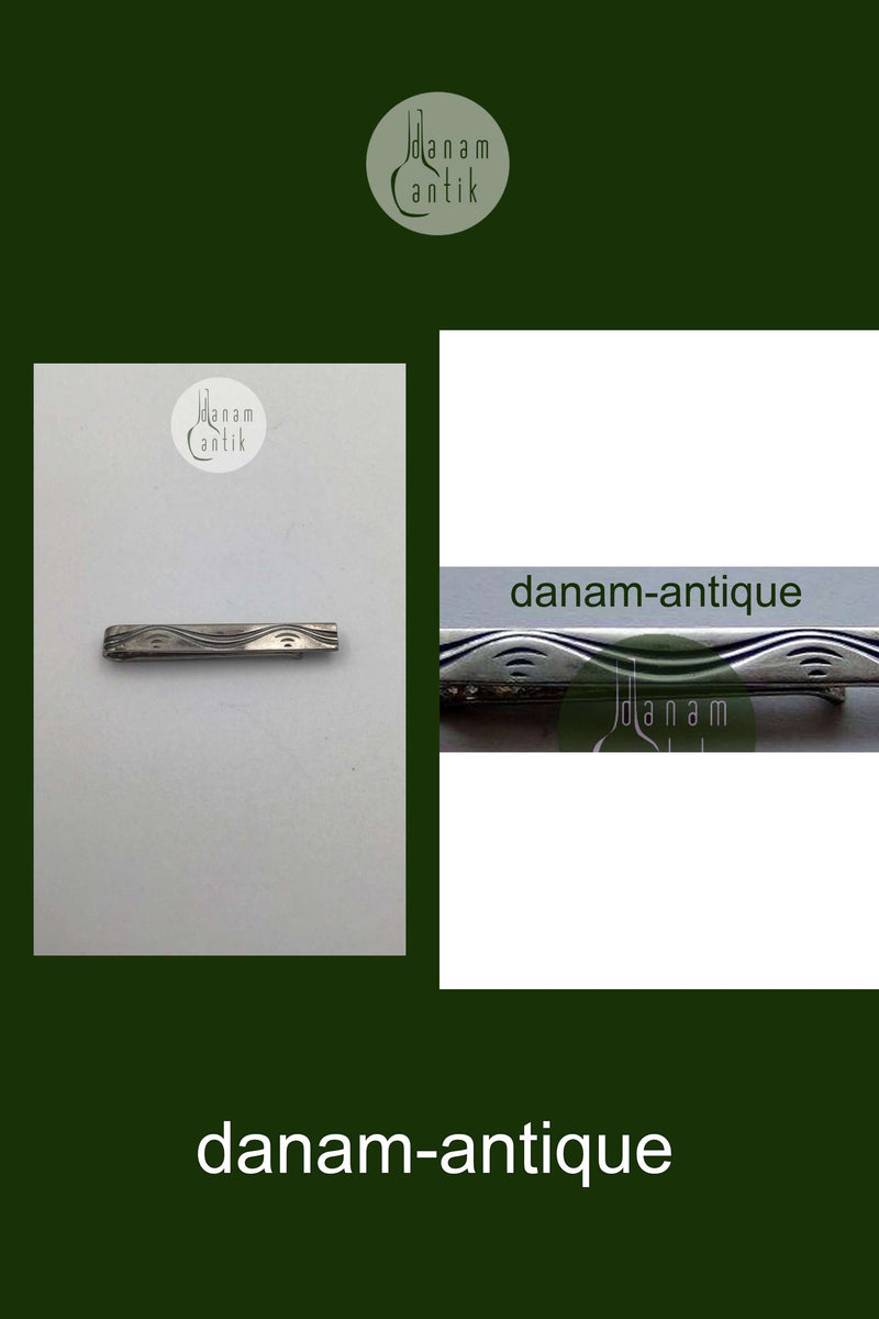 N.E. From Slipsenål i Sterling Sølv