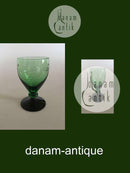 "Jane" Sortfods Hvidvinsglas med drueslibning og Grøn Kumme fra Holmegaard