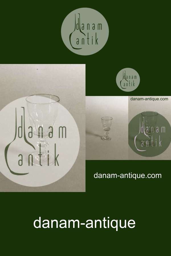 Holmegaard Dänisches Glas Christian VIII Snapseglass