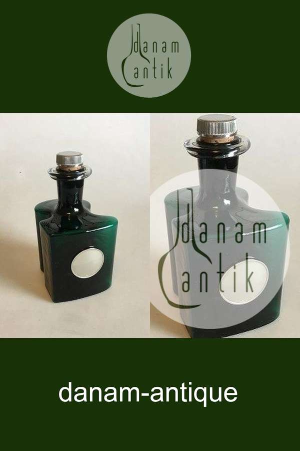 Holmegaard Hiverten af grønt glas med Plakette af Tin fra Just Andersen