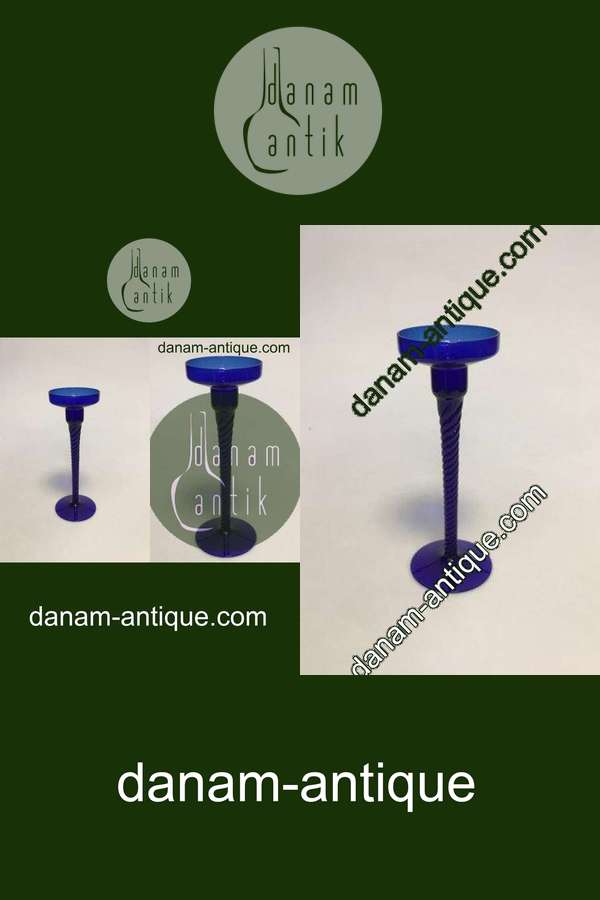 Kastrup Glasværk Amager/Twist Høj kongeblå Lysestage med snoet stilk