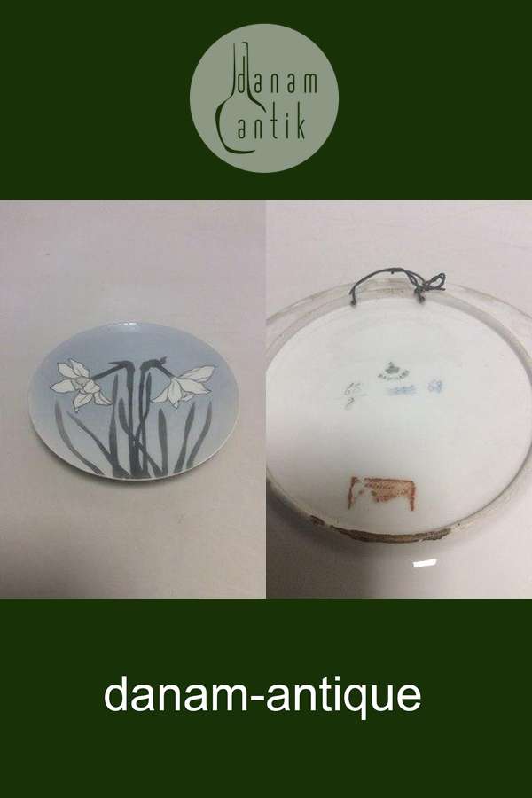 Royal Copenhagen Motiv Platte med Påskelilje no 65/8
