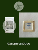 皇家哥本哈根陶瓷小牛浮雕，由Knud Kyhn设计 No 21078