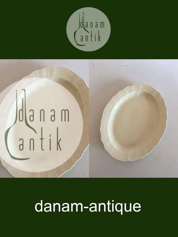 Royal Copenhagen Josephine Creme Svejfet Ovalt Fad