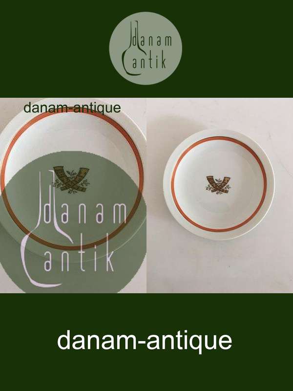 Royal Copenhagen Golden Horns with Orange Band Cake Plate No 883/9483