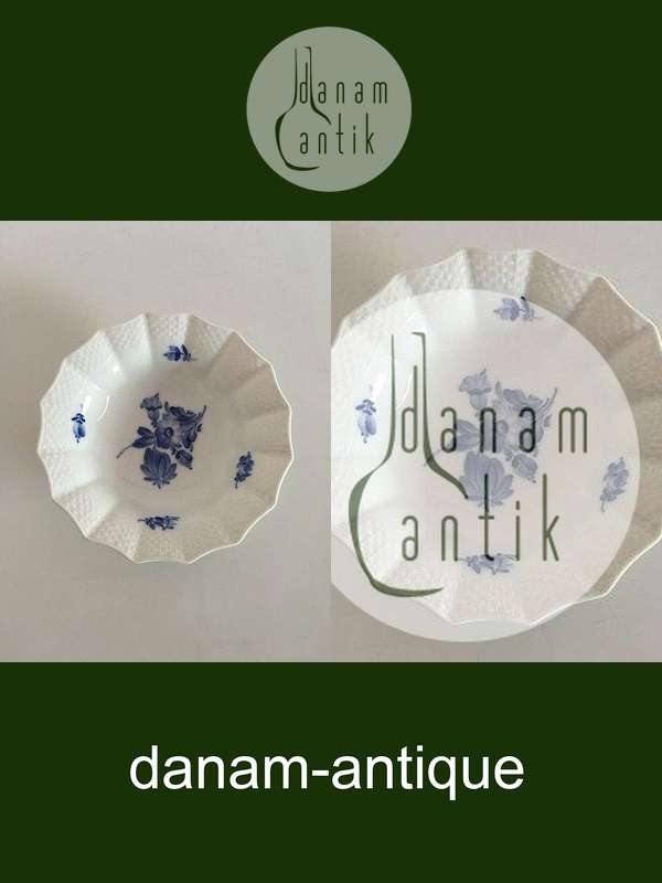 ロイヤルコペンハーゲンset ロイヤルコペンハーゲン ブルーフラワー プレイテッドボウル No 8008