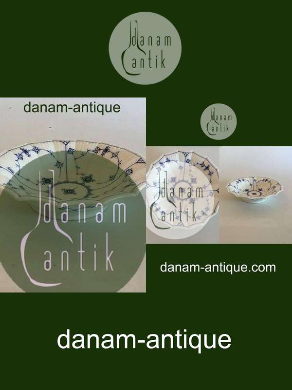 Royal Copenhagen Musselmalet Riflet Kantet Skål No. 142