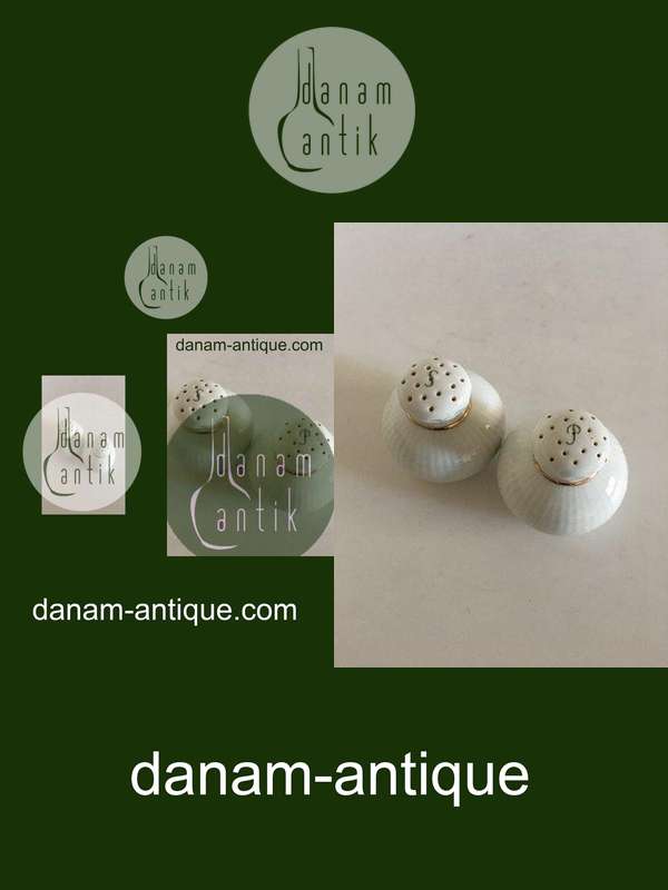 Royal Copenhagen Tradition Hvid Halvblonde m. Guld Salt & Peber Sæt No. 711/712