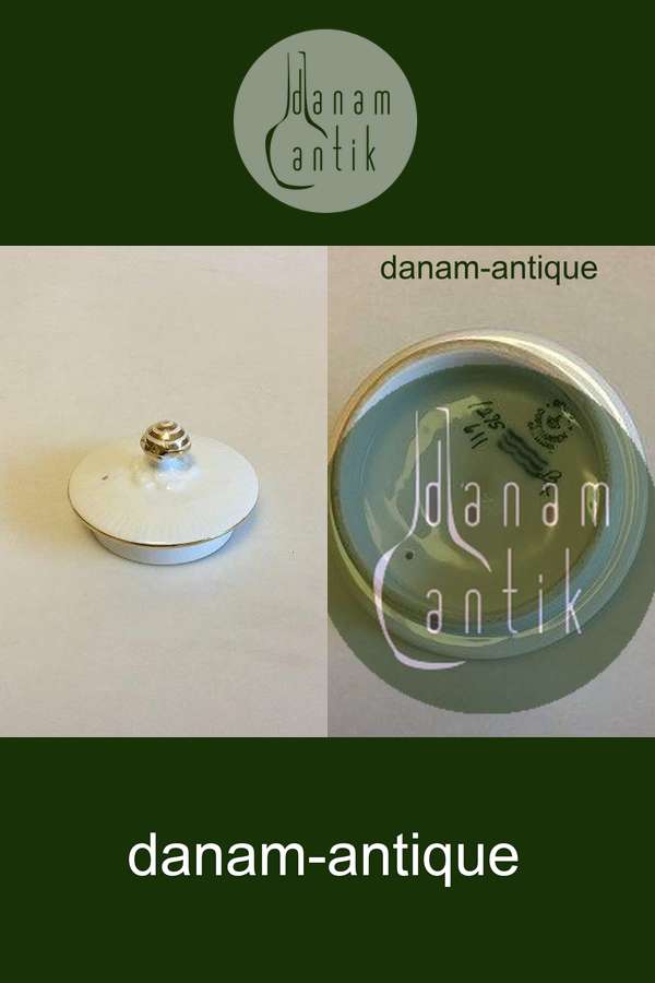 Royal Copenhagen Tradition Hvid Halvblonde m. Guld Låg til Thekande No 611