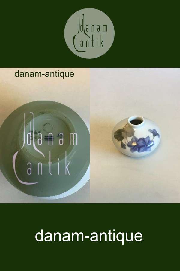 Royal Copenhagen Art Nouveau Lille vase No 765/392 PMB