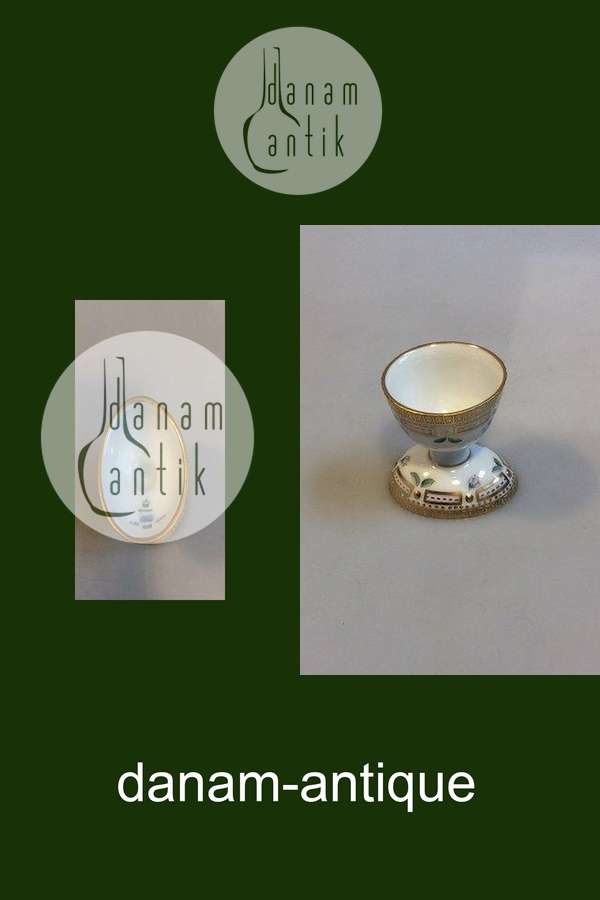 Royal Copenhagen Flora Danica Æggebæger No 20/3530 eller nyt nummer 696