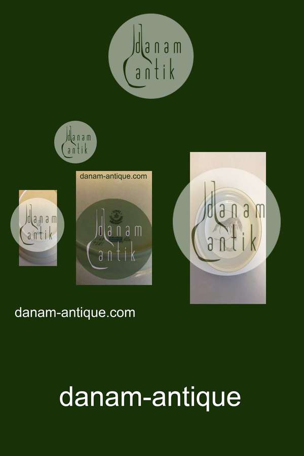 Royal Copenhagen Fish Service No 1168 Dinner Plate No 6/1168/9581