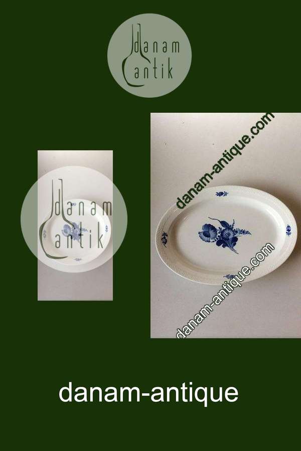 Royal Copenhagen Blå Blomst Flettet Ovalt Serveringsfad No 8019