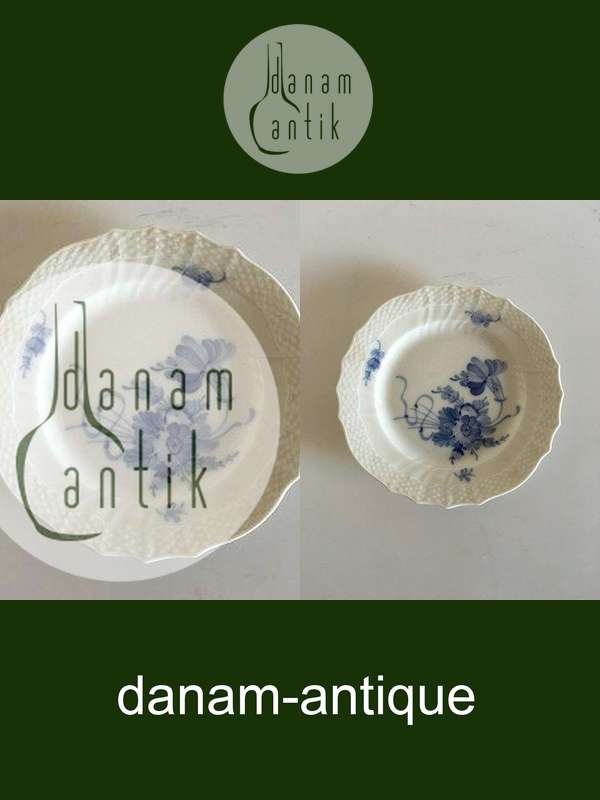 Royal Copenhagen Blue Flower Curved Plate No 1626