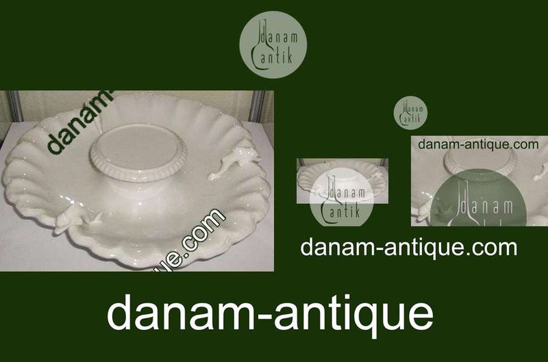 Bing Grondahl 1853-1870年的早期带海豚的服务碗