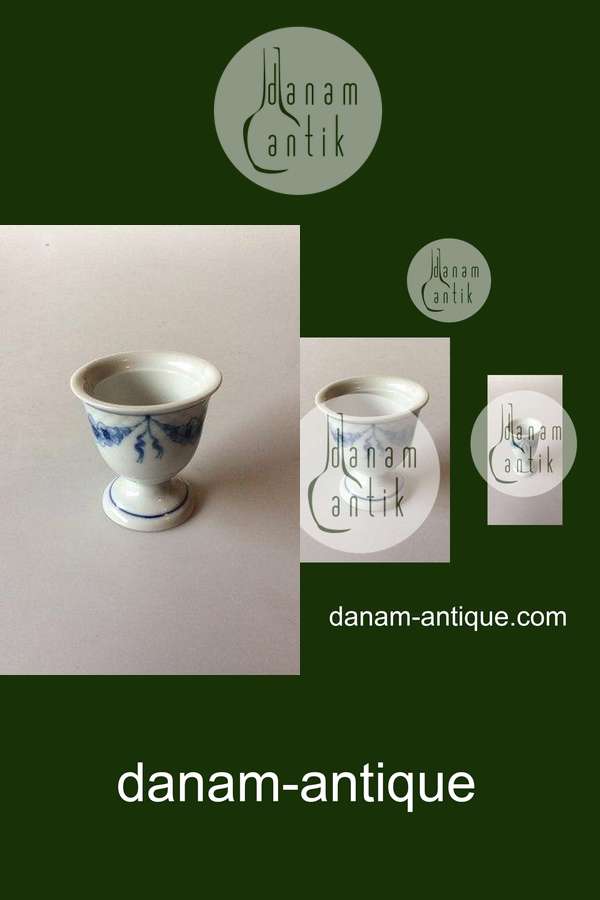 Bing og Grøndahl Empire Æggebæger No. 696/57