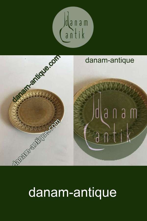 Bing & Grondahl Jens Quistgaard Relief Seriesのランチプレートです。