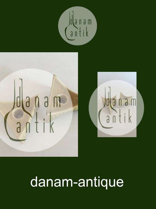 Bing og Grøndahl Jens Quistgaard Par Trekantede Lysestager fra Relief Serien