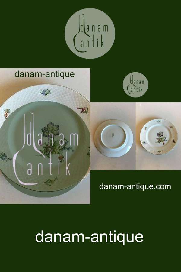 Bing & Grondahl Saxon Flower, White Dinner Plate No 248