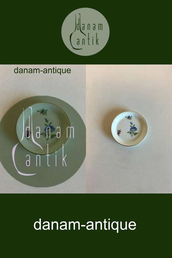 Bing & Grondahl Saxon Flower, White Small Dish No 236