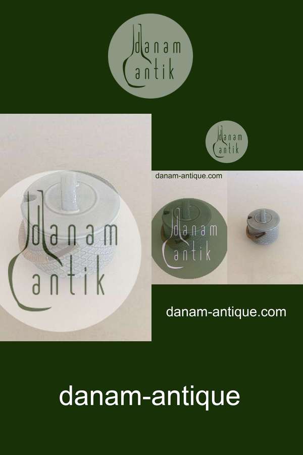 Bing Grondahl/Kronjyden灰色糖果果酱罐，盖子上有勺子孔，编号523