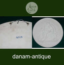 ロイヤルコペンハーゲン ビスケットプレート キューピッドがヴィーナスに蜂の刺し傷を訴えた No 84 35cm