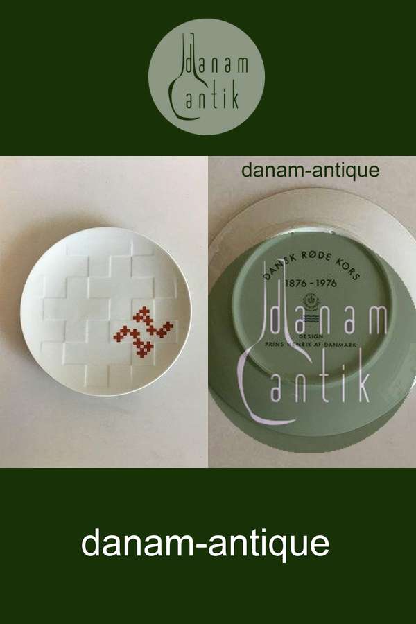 Royal Copenhagen Mindeplatte for 100 året for Dansk Røde Kors 1876 - 1976