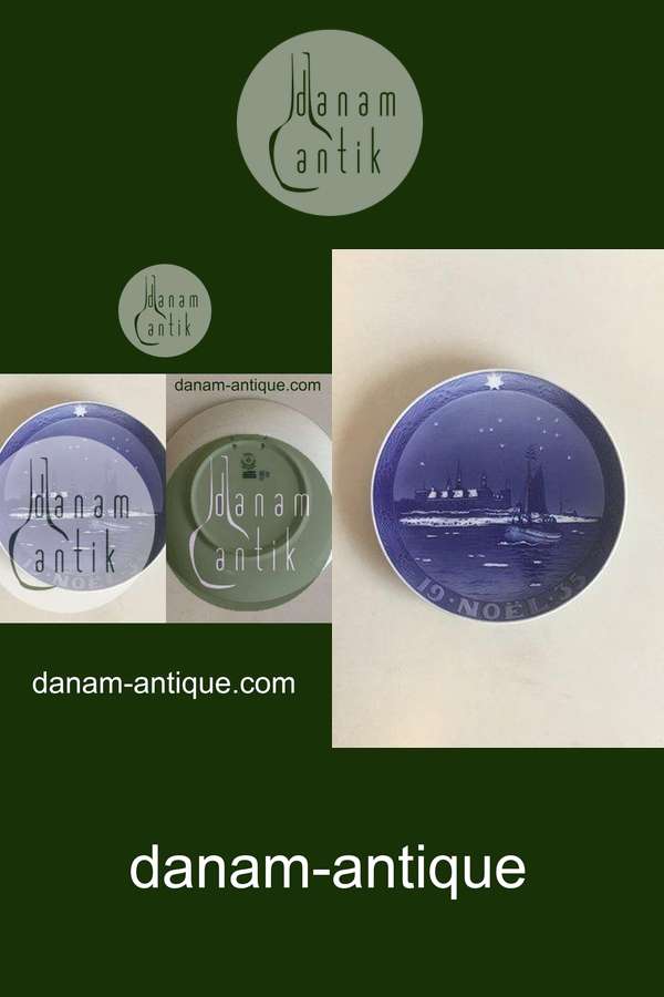 Royal Copenhagen Juleplatte fra 1935 med Fransk indskription "Noel"