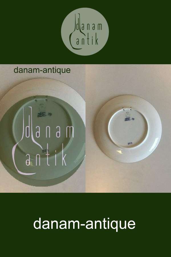 Royal Copenhagen Juleplatte fra 1925 med Tysk indskription "Weihnachten"