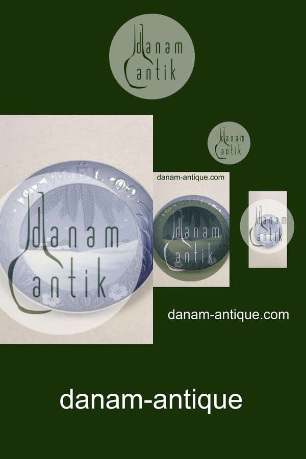 Royal Copenhagen Juleplatte fra 1909 med Fransk indskription "Noel"