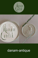 Bing & Grøndahl Forhandler skilt i Bisque.