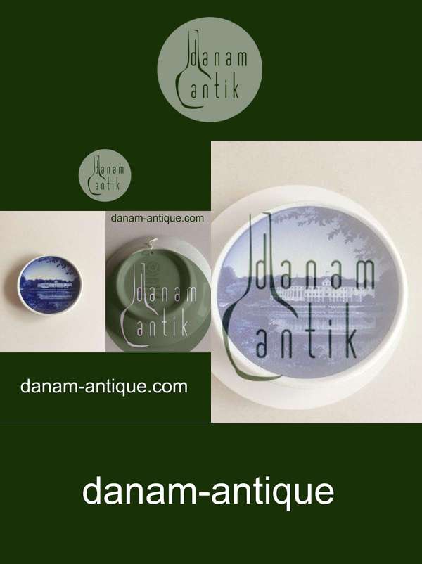 Royal Copenhagen 2010 Plaquette No 303 Gavnø Slot