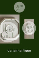 Bing og Grøndahl Alfabet Platte Børsen. Designet i 1933-1934 af Ove Larsen