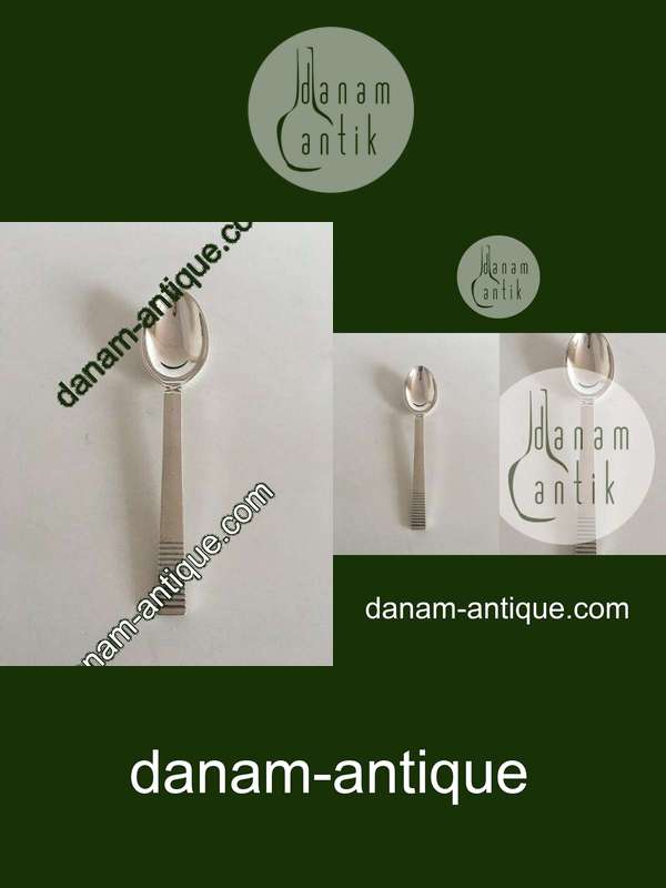 Georg Jensen Sterling Sølv Relief Dessert Ske No 021A