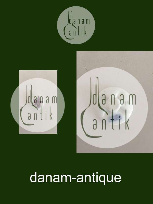 Royal Copenhagen Porcelænsknap med Håndmalet Blomstermotiv