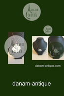 Royal Copenhagen Vedhæng af porcelæn designet af Arje Griegst. Sterling sølv af Anton Michelsen