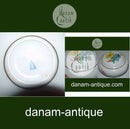 Meissener Porzellandose mit Blumenmotiv