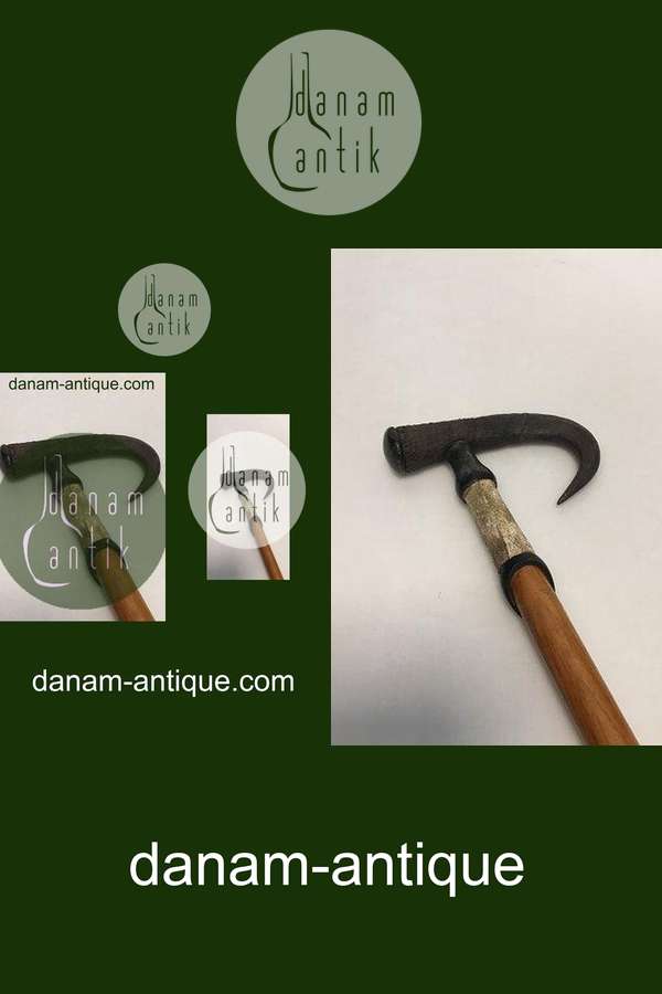 Spadserestok af lakeret træ med håndtag af horn