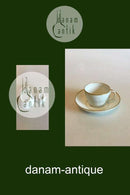 Royal Copenhagen Hvid Svejfet Kaffekop med underkop No 1549 med takket guldkant (Stel 387 / Josephine) Kaffekop med underkop No 1549