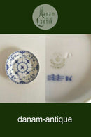 Royal Copenhagen Blauer geriffelter Teller mit halber Spitze 15cm