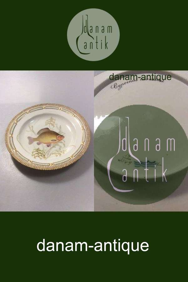 Royal Copenhagen Flora Danica Fisketallerken No 19/3549