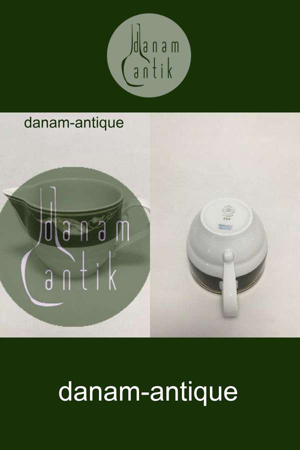 Royal Copenhagen Magnolia Sort Flødekande no 394