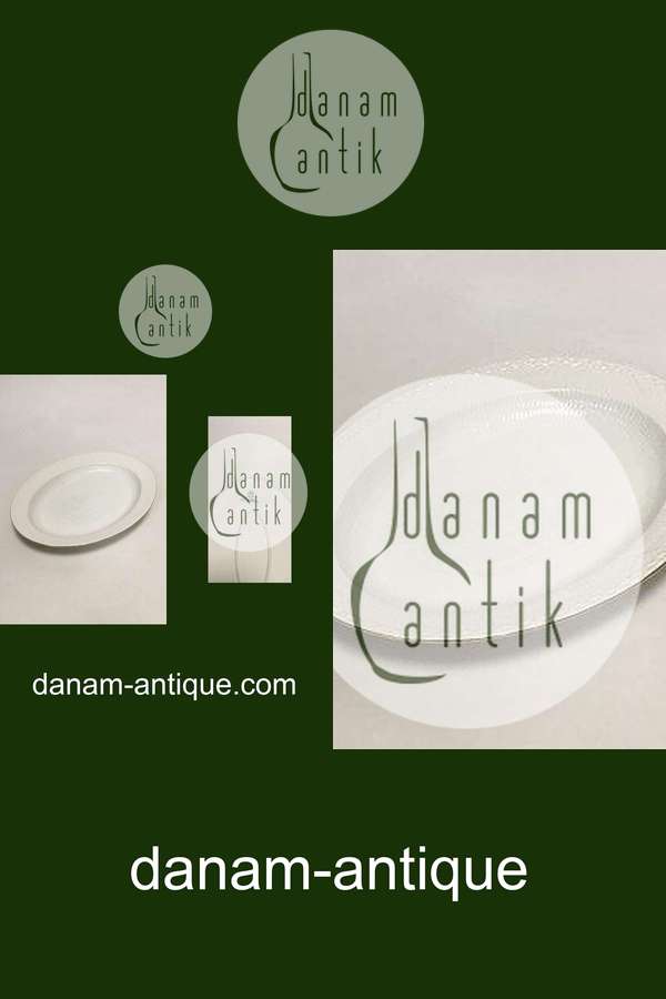 Royal Copenhagen Tradition Hvid Halvblonde m. Guld Ovalt servingsfad No 532