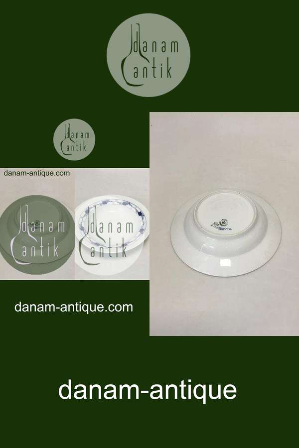 Royal Copenhagen Rosenknop Desserttallerken No 8105