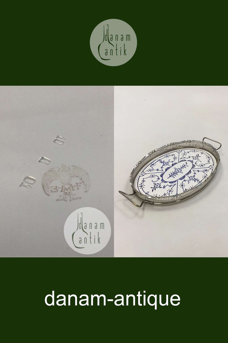 德国Bayerische Metall Fabrik BMF公司，带金属边缘的蓝色彩绘瓷器托盘