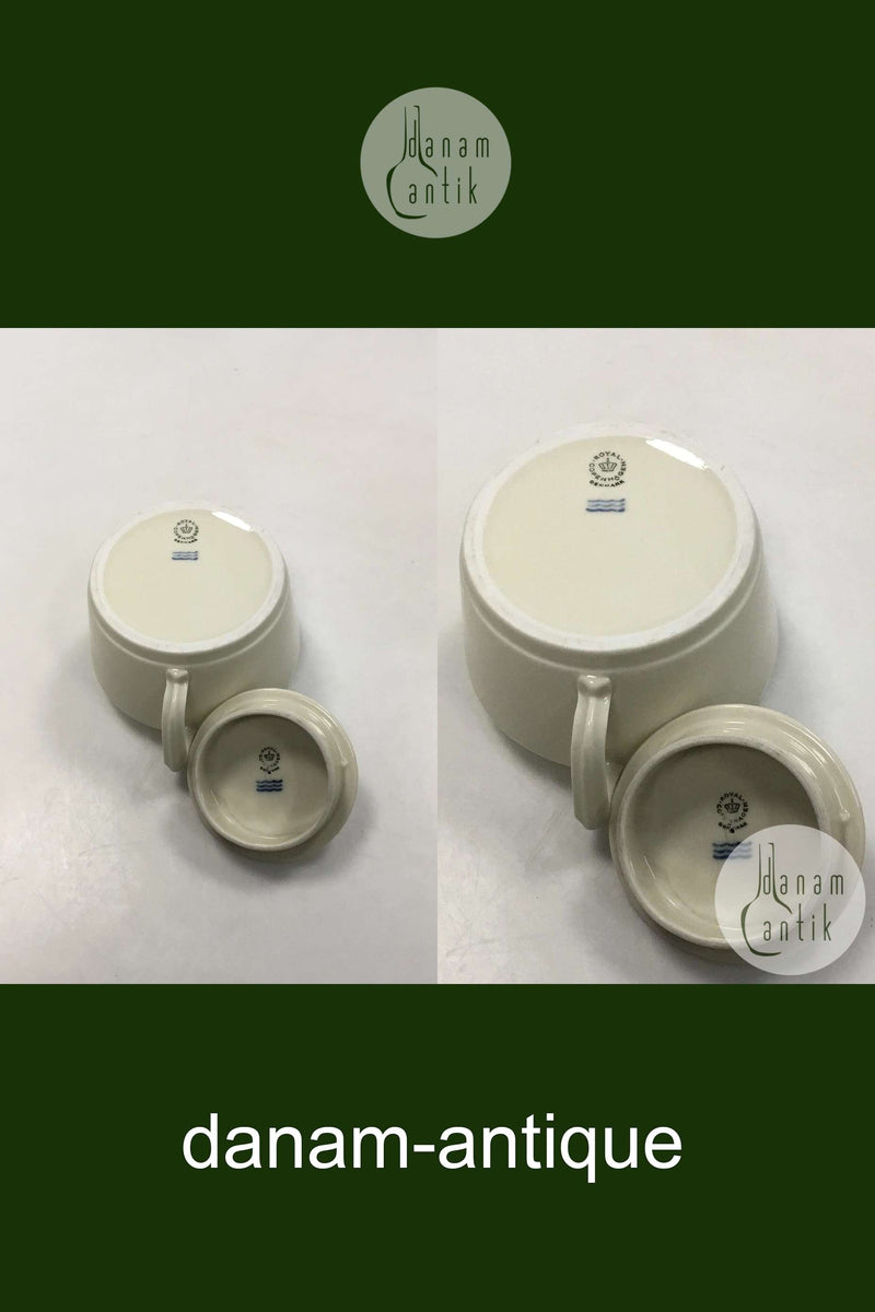 Royal Copenhagen Smooth Cream Pattern Sugar bowl with lid No 9479