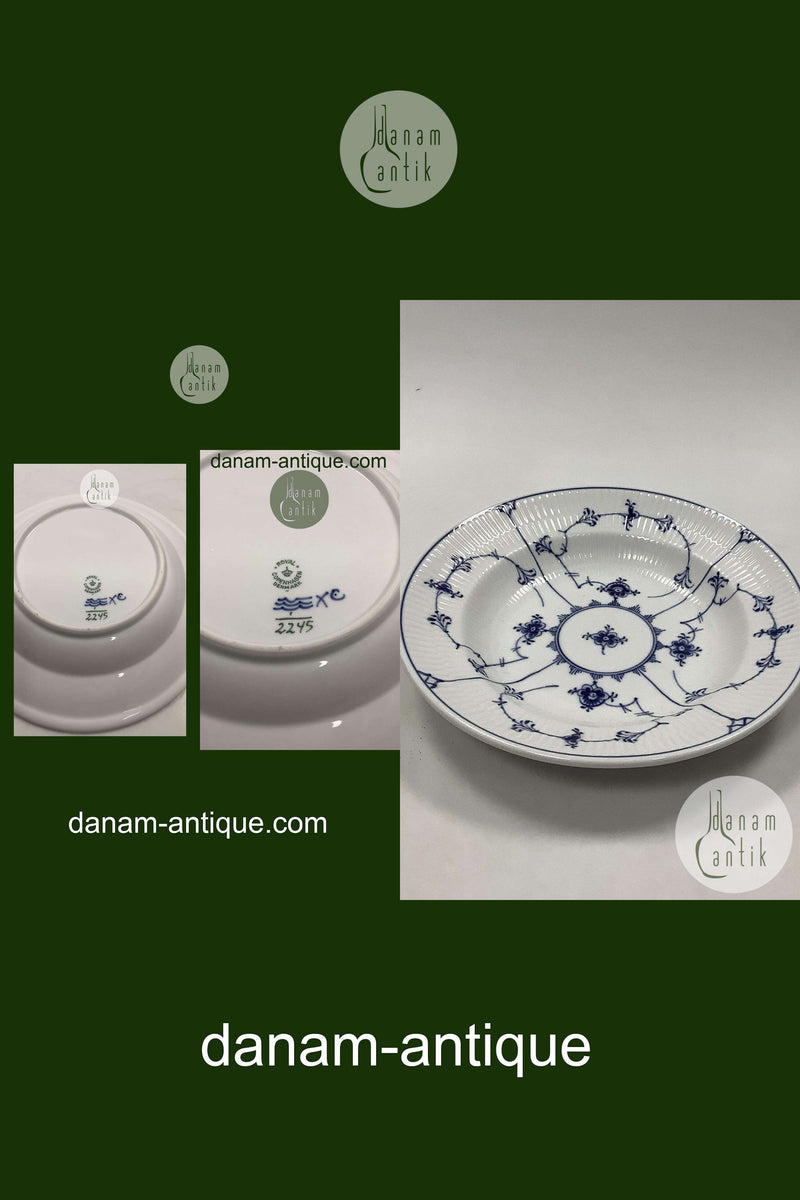 Royal Copenhagen Musselmalet Riflet Hotel Dyb Tallerken No. 2245