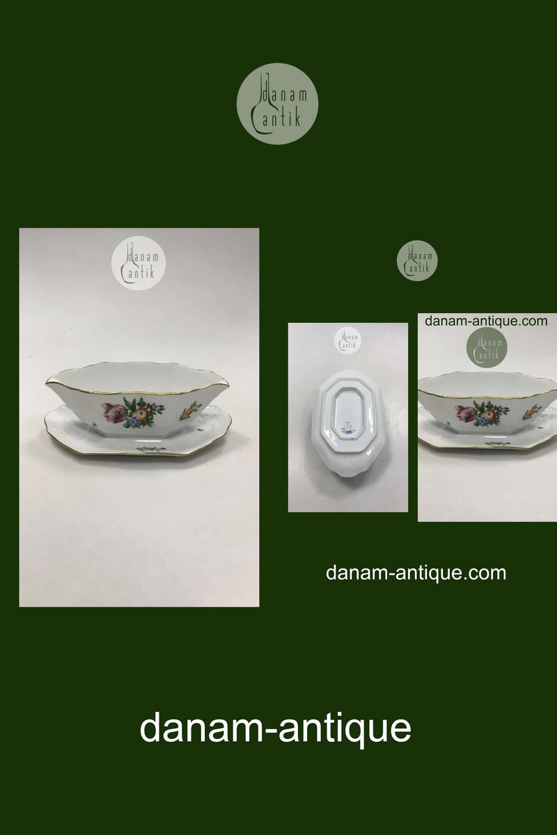 Royal Copenhagen Saxon Flower Light Bee Cell Sauce Bowl No 493/2035