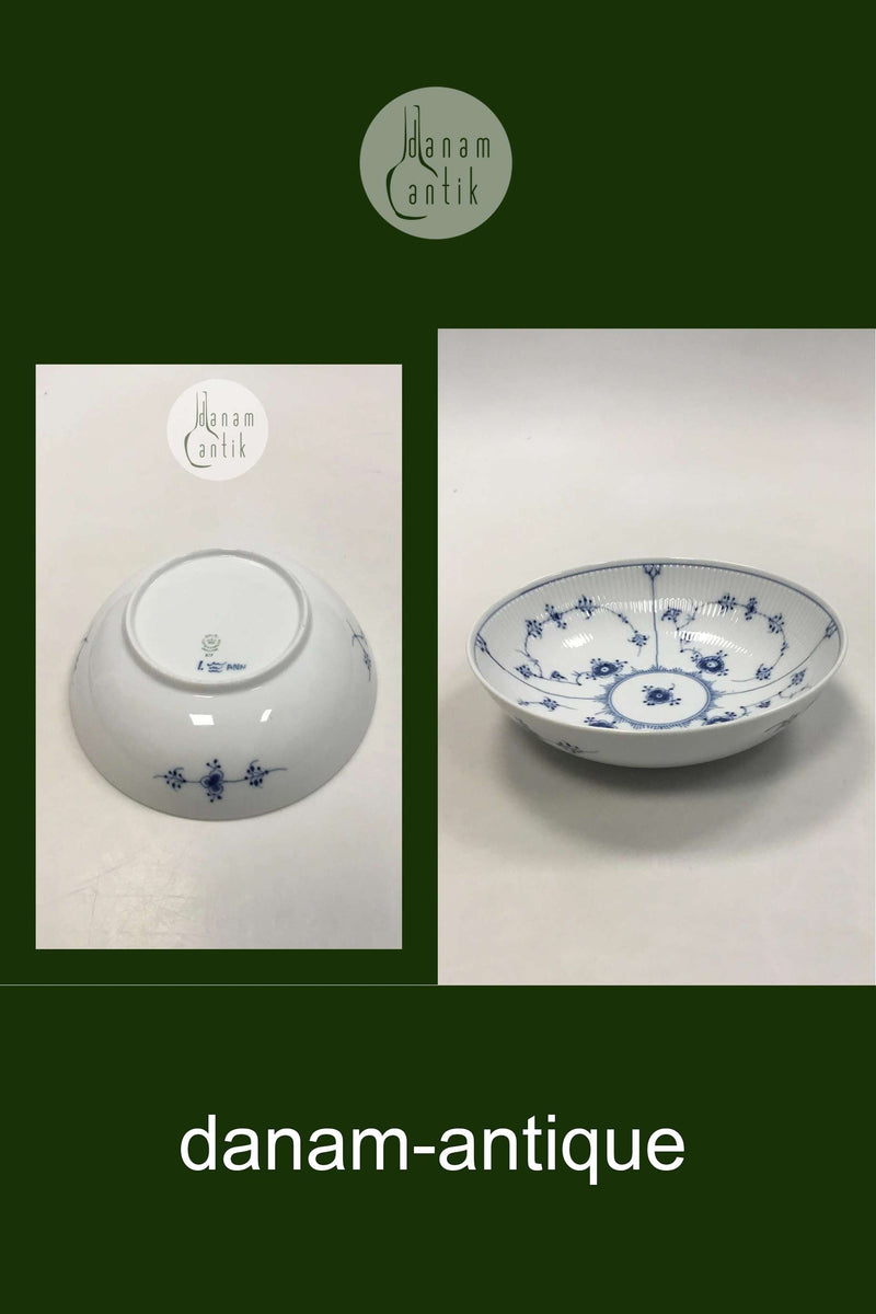 ロイヤルコペンハーゲン ブルーフルーテッドボウル No 577